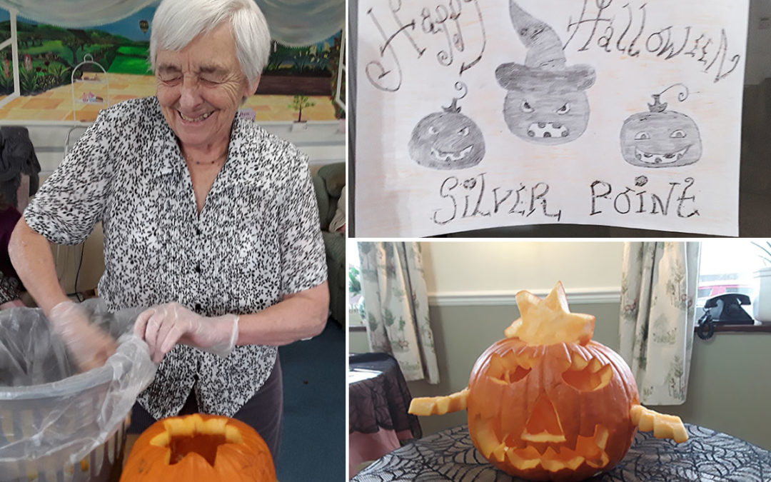 Spooky games and prizes at Silverpoint Court Residential Care Home