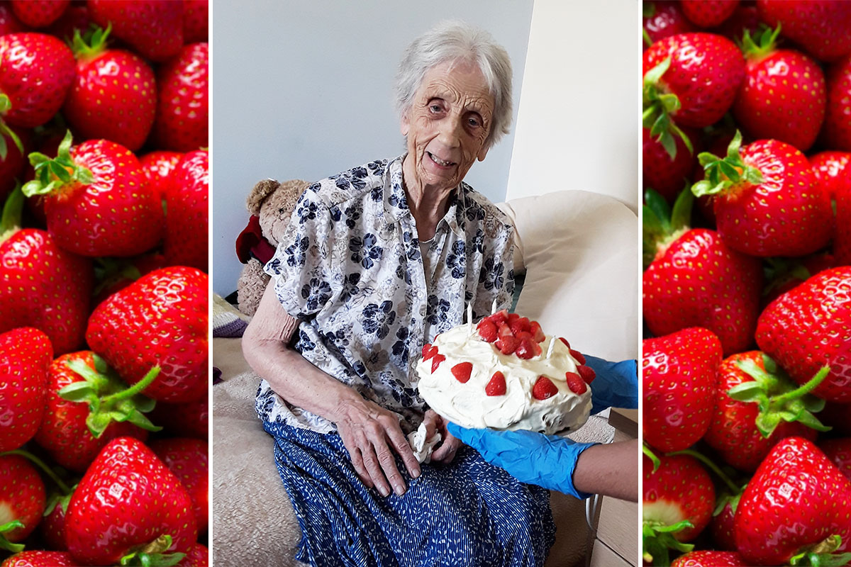 Birthday celebrations for Fran at Silverpoint Court Residential Care Home