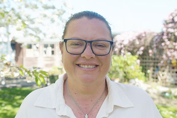 Leanne Lea Silverpoint Court Manager Leanne Lea Silverpoint Court Manager