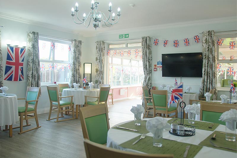 Silverpoint Court Mini Gallery